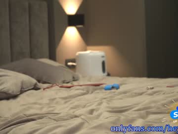 cosplay cam girl heyhorny_cb image #611188