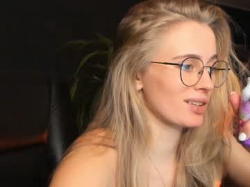 cosplay cam girl linellali image #2872028