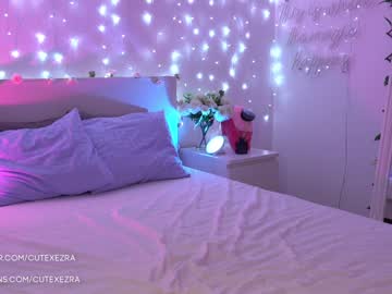 webcam girl ezra capture image #2901504