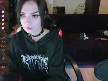 broodmommyy3 cosplay cam