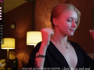 cosplay cam girl bestblondiiecb image #4140570