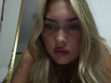 cosplay cam girl tattedblondiezoe image #6328350