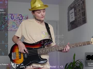 cosplay cam girl petitebrat image #6559574