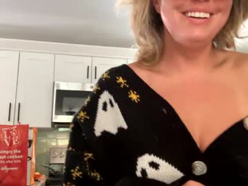 walletm1stress cosplay cam