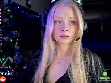 cosplay cam girl bestblondiiecb image #3437467