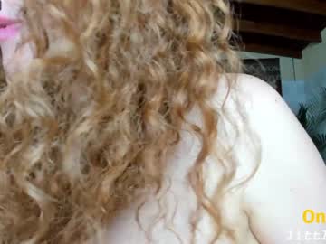cosplay cam girl little_izzi image #4240992