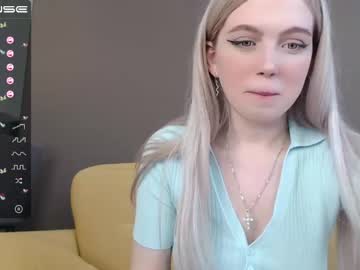cosplay cam girl small_blondee image #1563413