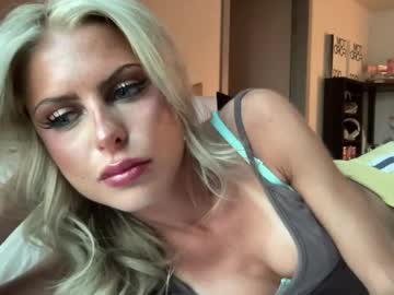 averylondonxx cosplay cam