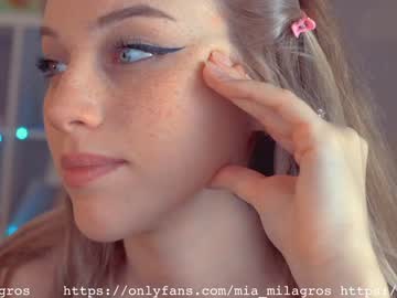 webcam girl mia_milagros capture image #1879119