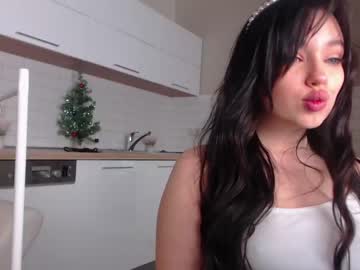 yves_sia_laurent cosplay cam