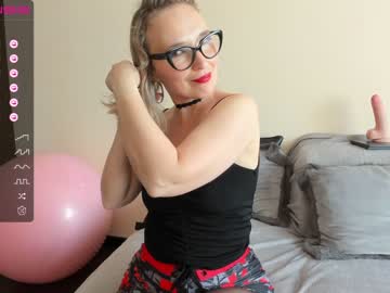 cosplay cam girl emilymilf__ image #4431193
