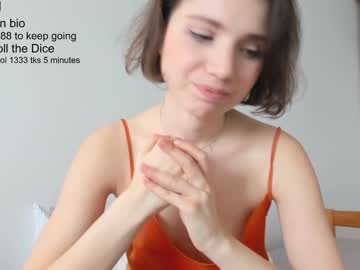 webcam girl stellawells capture image #2620012