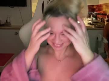 cosplay cam girl kiradivine image #3625444