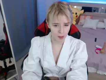 nicole_coyy cosplay cam