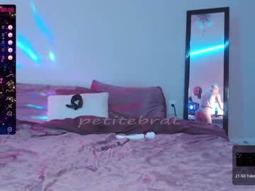 cosplay cam girl petitebrat image #2430513