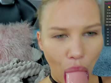 webcam girl alice_n_wooderland capture image #2054707
