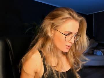 cosplay cam girl linellali image #2898299