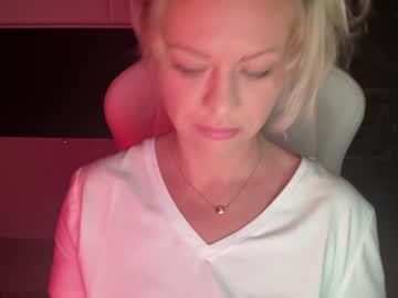 cosplay cam girl kiradivine image #2643748
