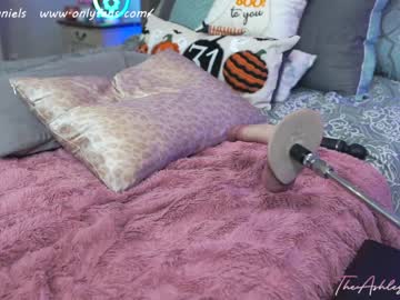 cosplay cam girl theashleydaniels image #2739299