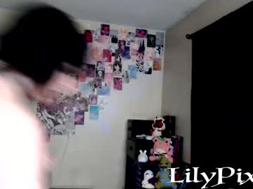cosplay cam girl lilypixel image #3885376