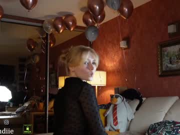 cosplay cam girl bestblondiiecb image #6419224