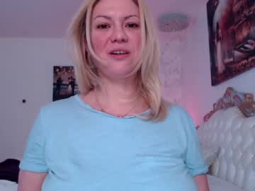 webcam girl kiradivine capture image #1665511