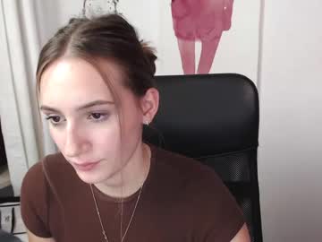lili_petit cosplay cam