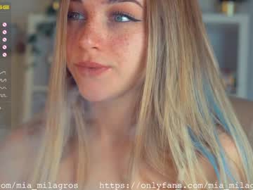 webcam girl mia_milagros capture image #979415