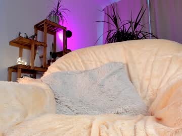 cosplay cam girl kiss__it__better image #2039995