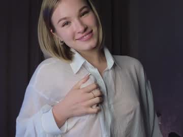 nicole_w00 cosplay cam