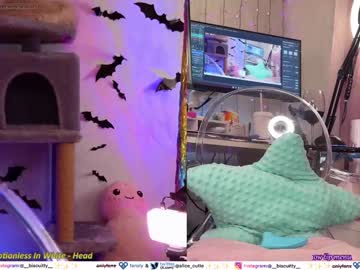 cosplay cam girl _biscuitty image #6512237