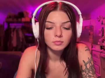 ultravioletts cosplay cam