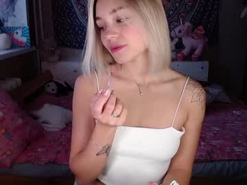 cosplay cam girl babyfromtheforest image #3343636
