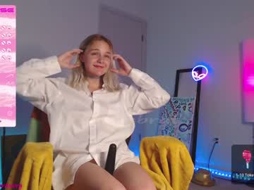 cosplay cam girl petitebrat image #4335042