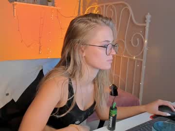 cosplay cam girl linellali image #2512804