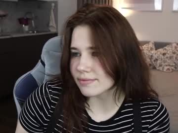 webcam girl girl_u_never_met capture image #2134023