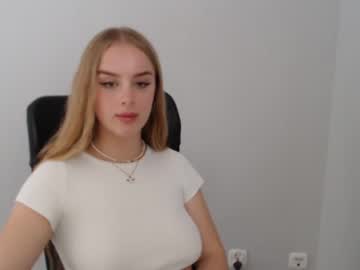 molly_wenis cosplay cam