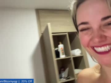 cosplay cam girl bloomyogi image #3855735