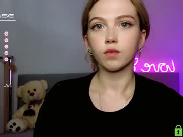 cosplay cam girl small_blondee image #4696123