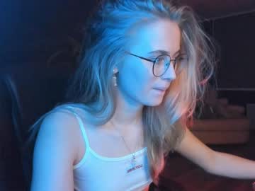 cosplay cam girl linellali image #2972975