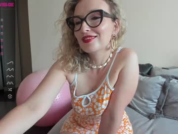 cosplay cam girl emilymilf__ image #4843677