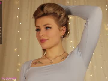 cosplay cam girl bettyhudson image #961717