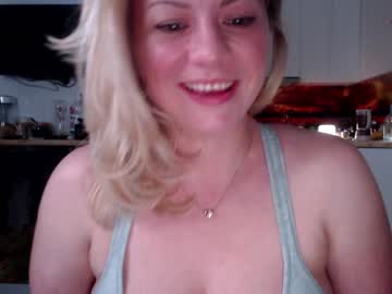 webcam girl kiradivine capture image #2612640