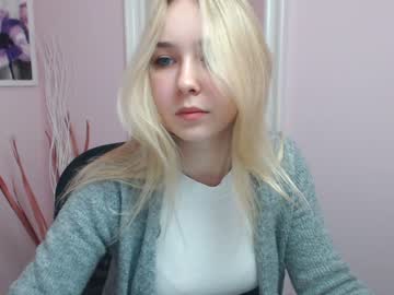 cosplay cam girl lila_page image #1098225