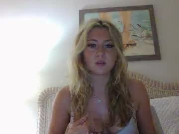 oliviamaexo cosplay cam