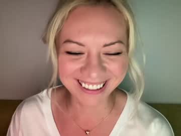 cosplay cam girl kiradivine image #4326444