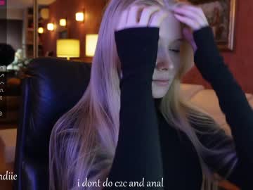 cosplay cam girl bestblondiiecb image #3910947