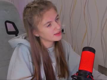 cosplay cam girl kylie_mine image #2989373