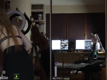 cosplay cam girl bestblondiiecb image #5787765