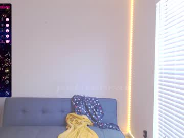 cosplay cam girl petitebrat image #2771873